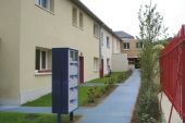 18/ Résidence Schneider, 43 avenue Schneider, 10 logements, mai 2005.